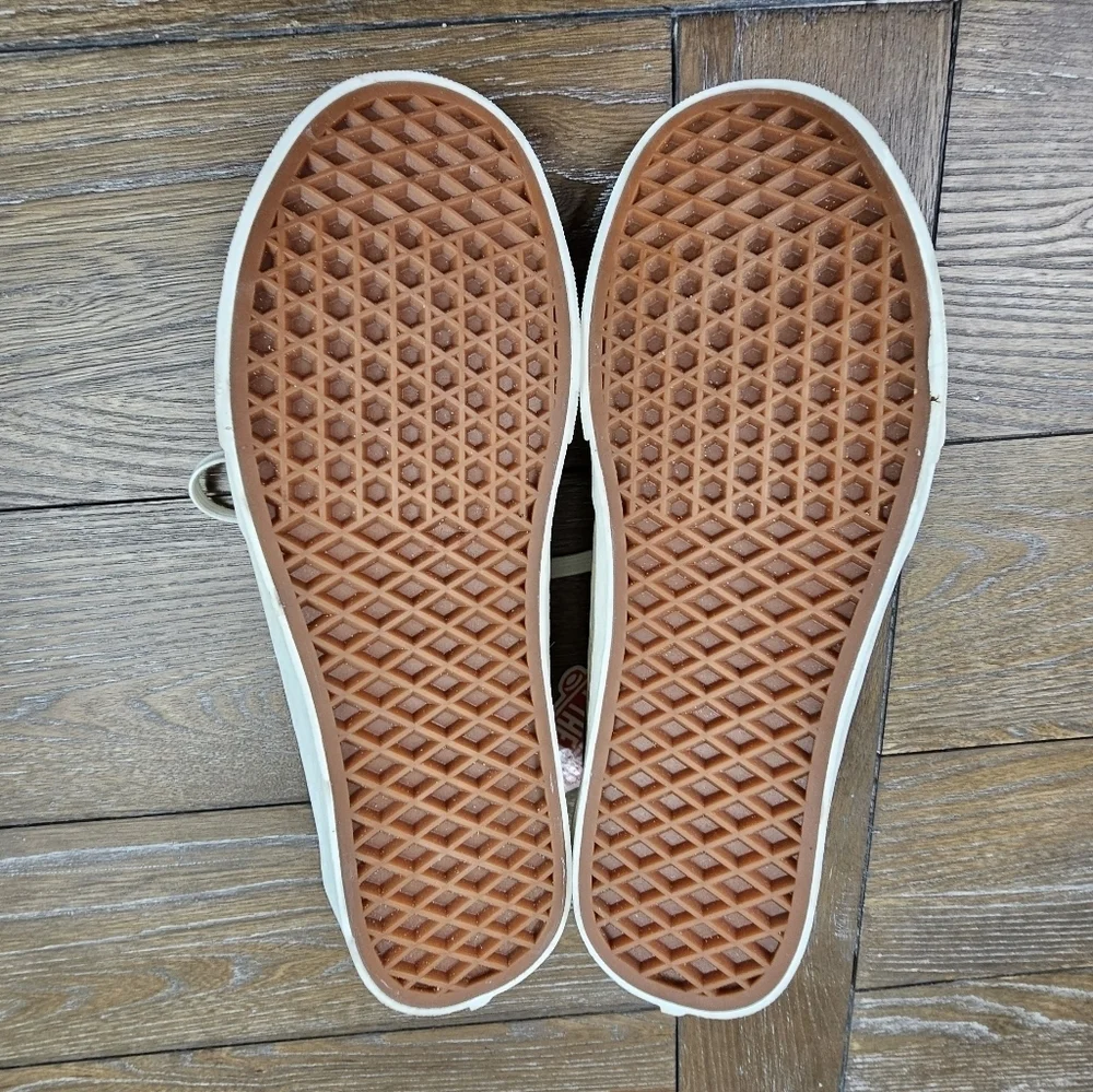 Vans Sk8-Low Checkerboard Banana Cream Sneakers, Men's Size 8.5, Women's 10